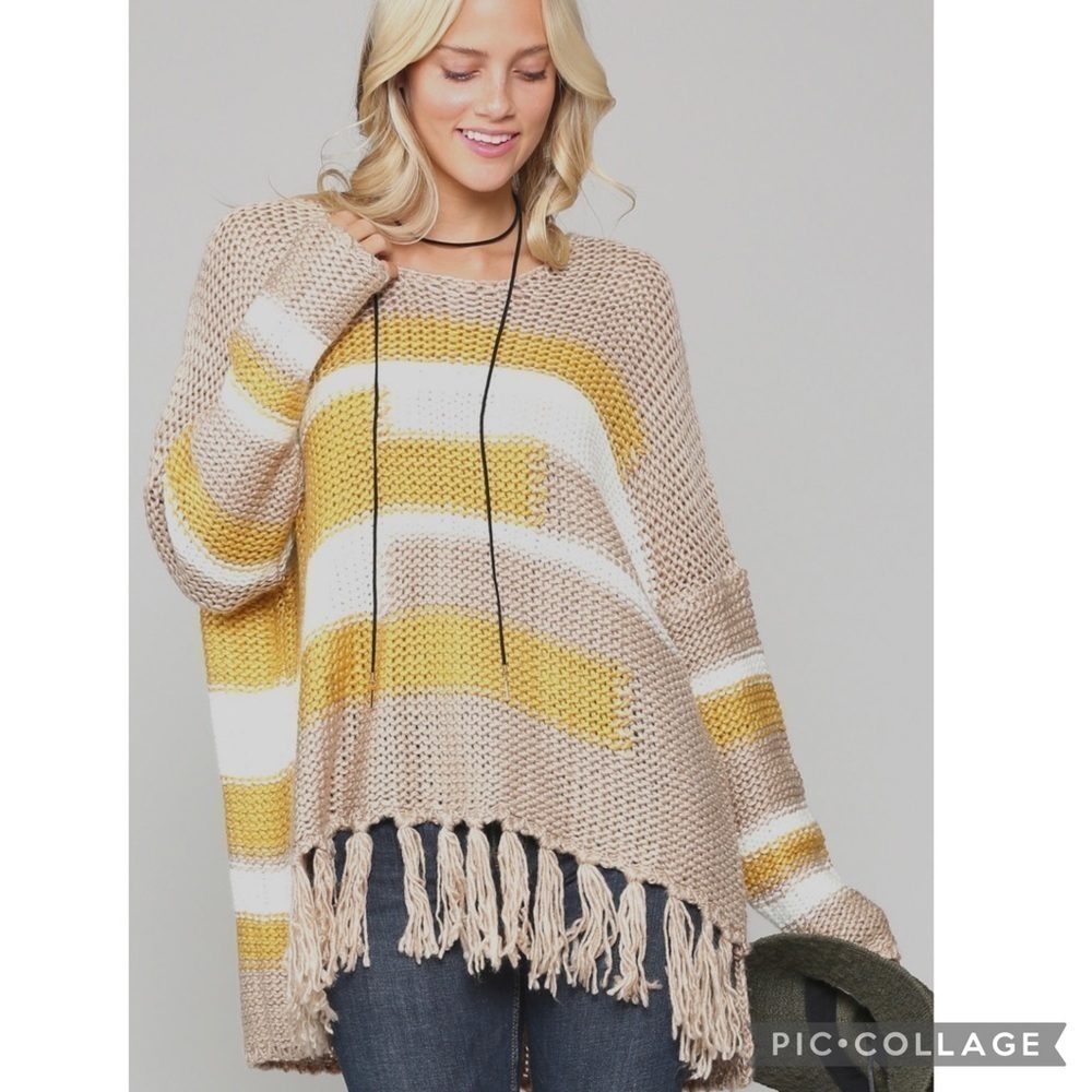 Beautiful Sweater. Tan, Soft Gold, & White Knit Sweater